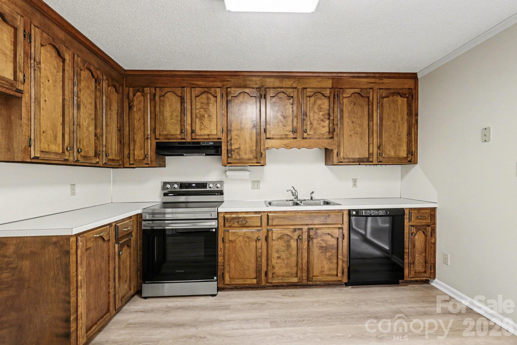 250 Pointe Circle Rock Hill, SC 29732 - Photo 14 of 34