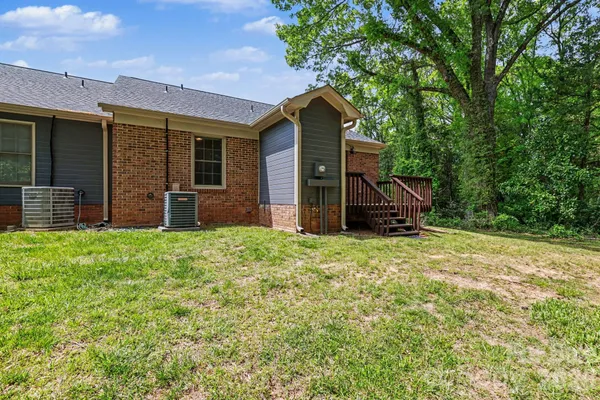$250,000 | 250 Pointe Circle, Rock Hill, SC 29732