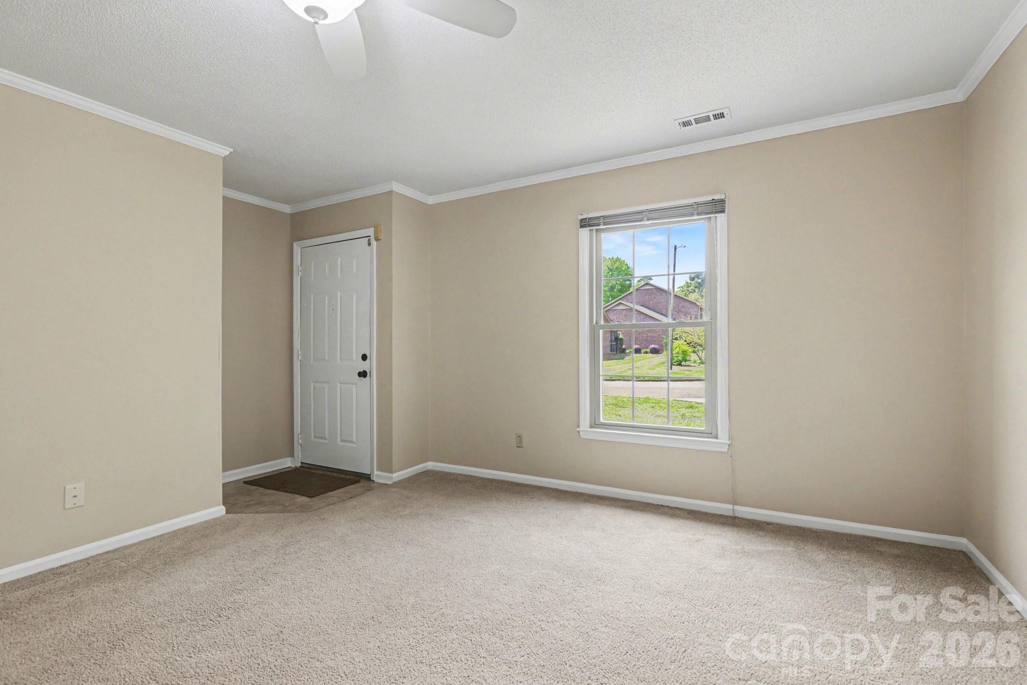 250 Pointe Circle Rock Hill, SC 29732 - Photo 8 of 34