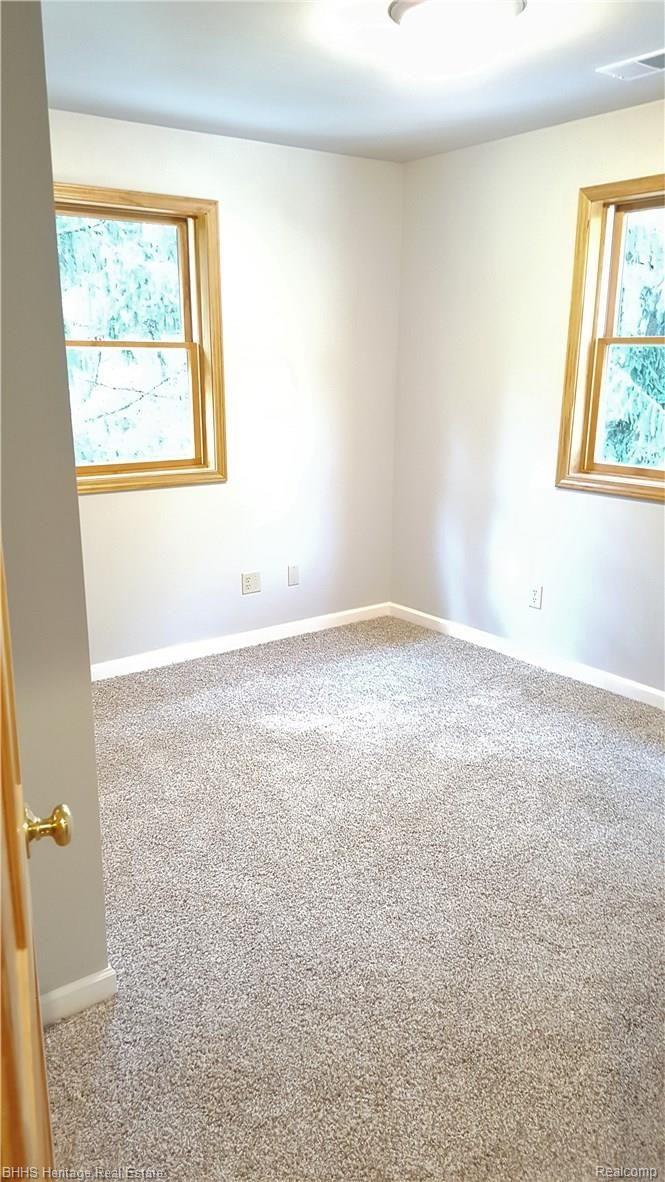 9173 Gould Road Linden, MI 48451 - Photo 31 of 34 Bedroom