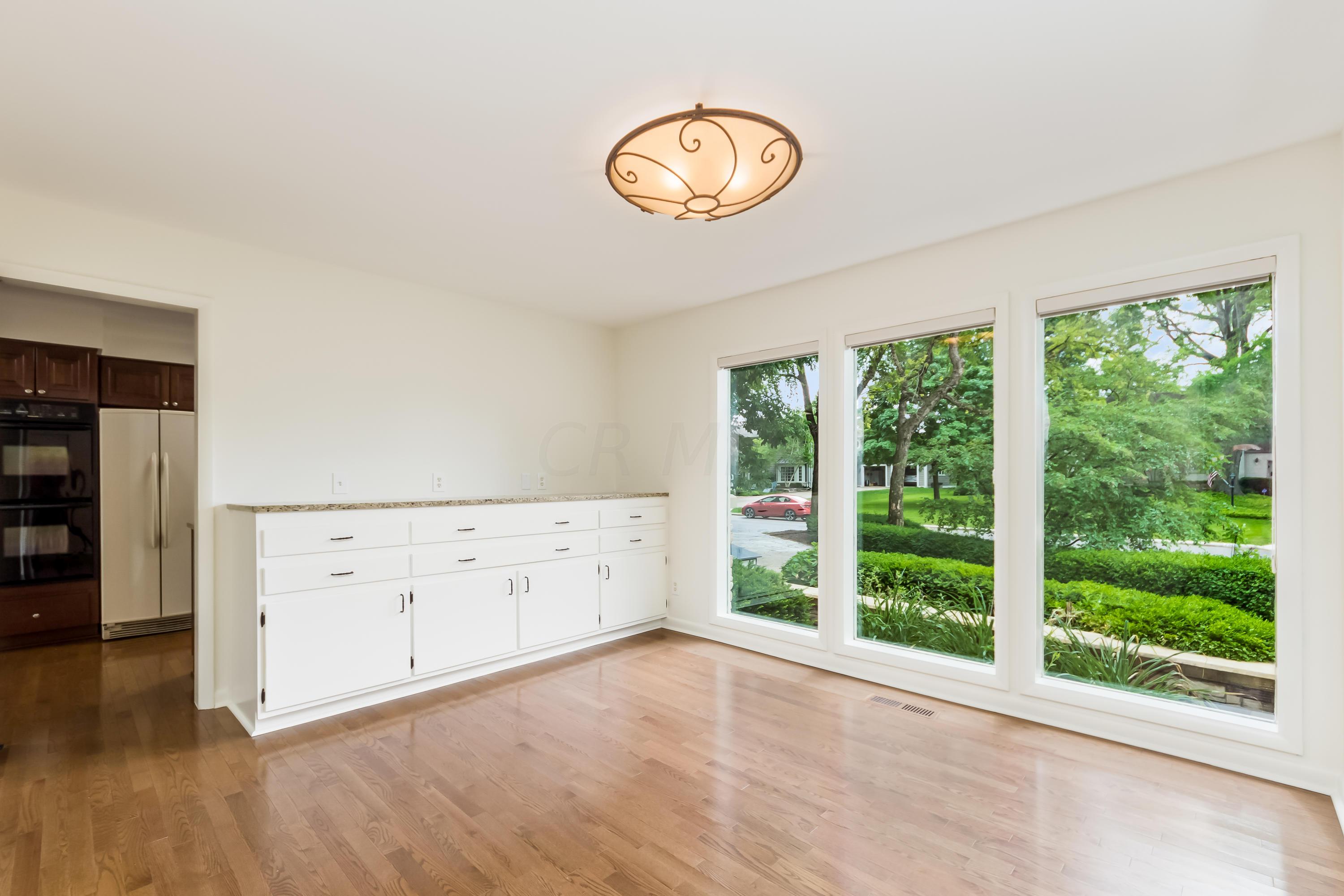 2516 Sherwin Road Columbus, OH 43221 - Photo 11 of 57 Gallery Image 11