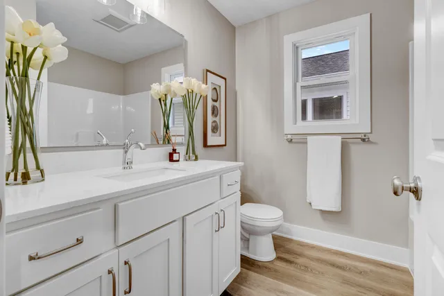 $379,900 | 7236 Atwater Drive, Spring Lake, MI 49456