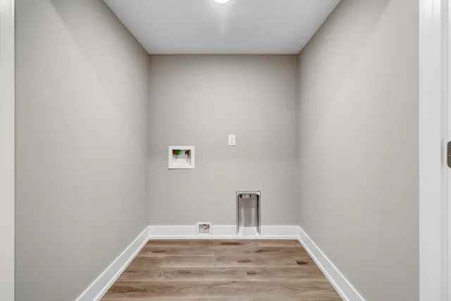 $379,900 | 7236 Atwater Drive, Spring Lake, MI 49456