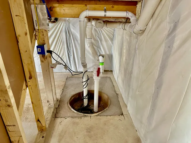 $379,900 | 7236 Atwater Drive, Spring Lake, MI 49456