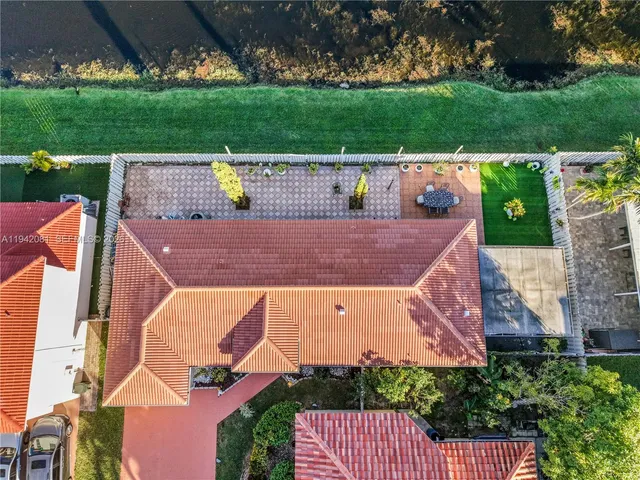 an aerial view of a house having outdoor space