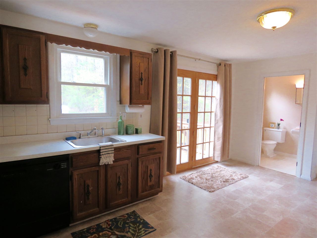 90 Brookdale Road Salem, NH 03079 - Photo 7 of 23