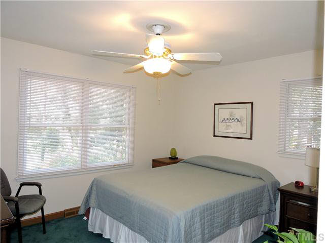 4209 Malvern Road Durham, NC 27707 - Photo 17 of 25 Gallery Image 17