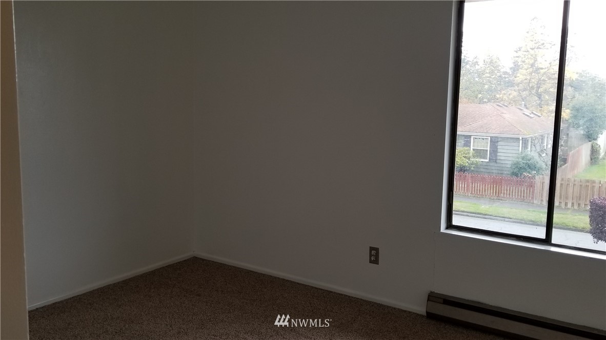 310 South 11th Street, Unit 212 Mount Vernon, WA 98274 - Photo 13 of 15