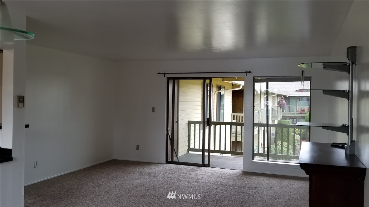 310 South 11th Street, Unit 212 Mount Vernon, WA 98274 - Photo 6 of 15