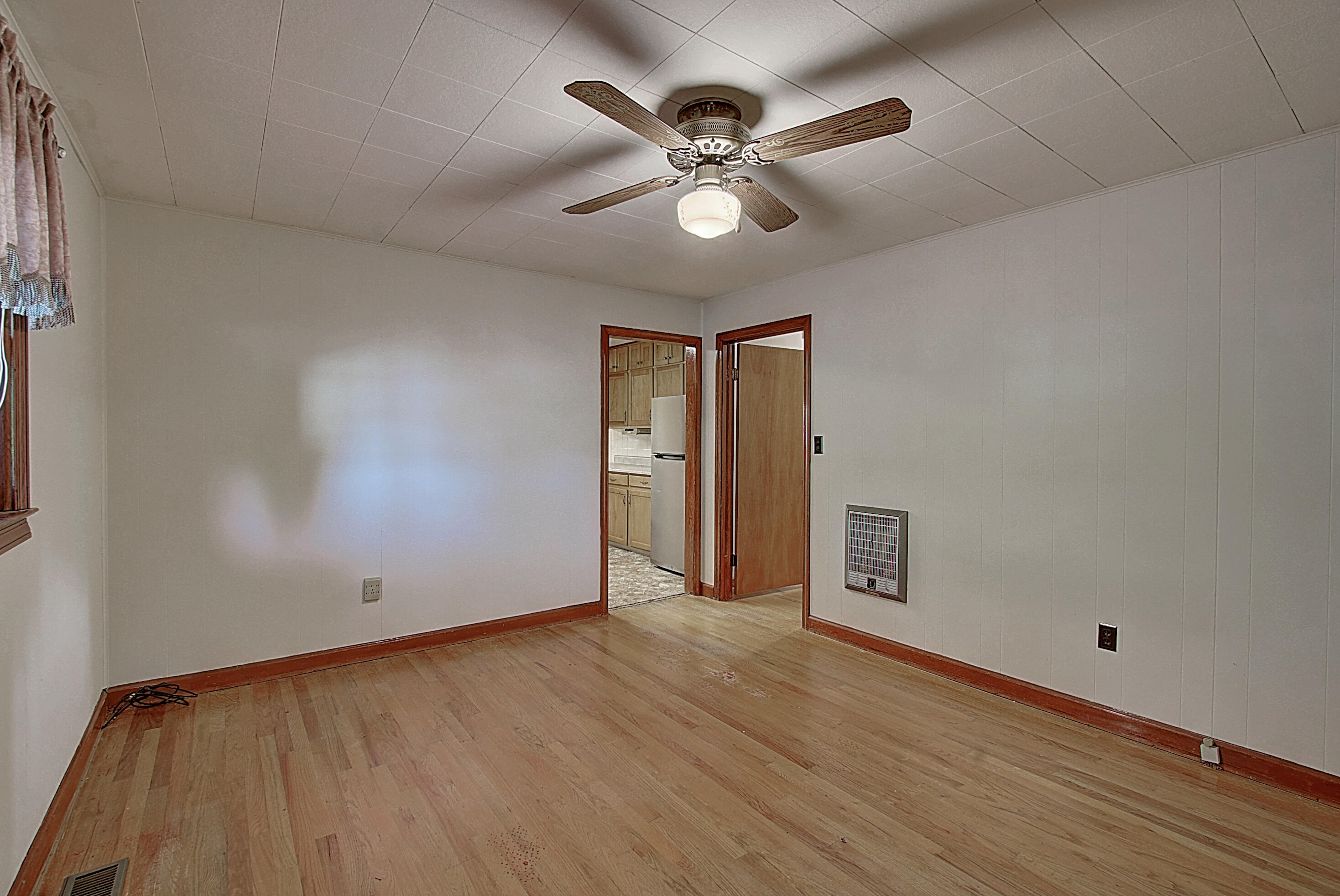 113 Bill Lowe Road Elizabethton, TN 37643 - Photo 14 of 40 DSC_0157And8more