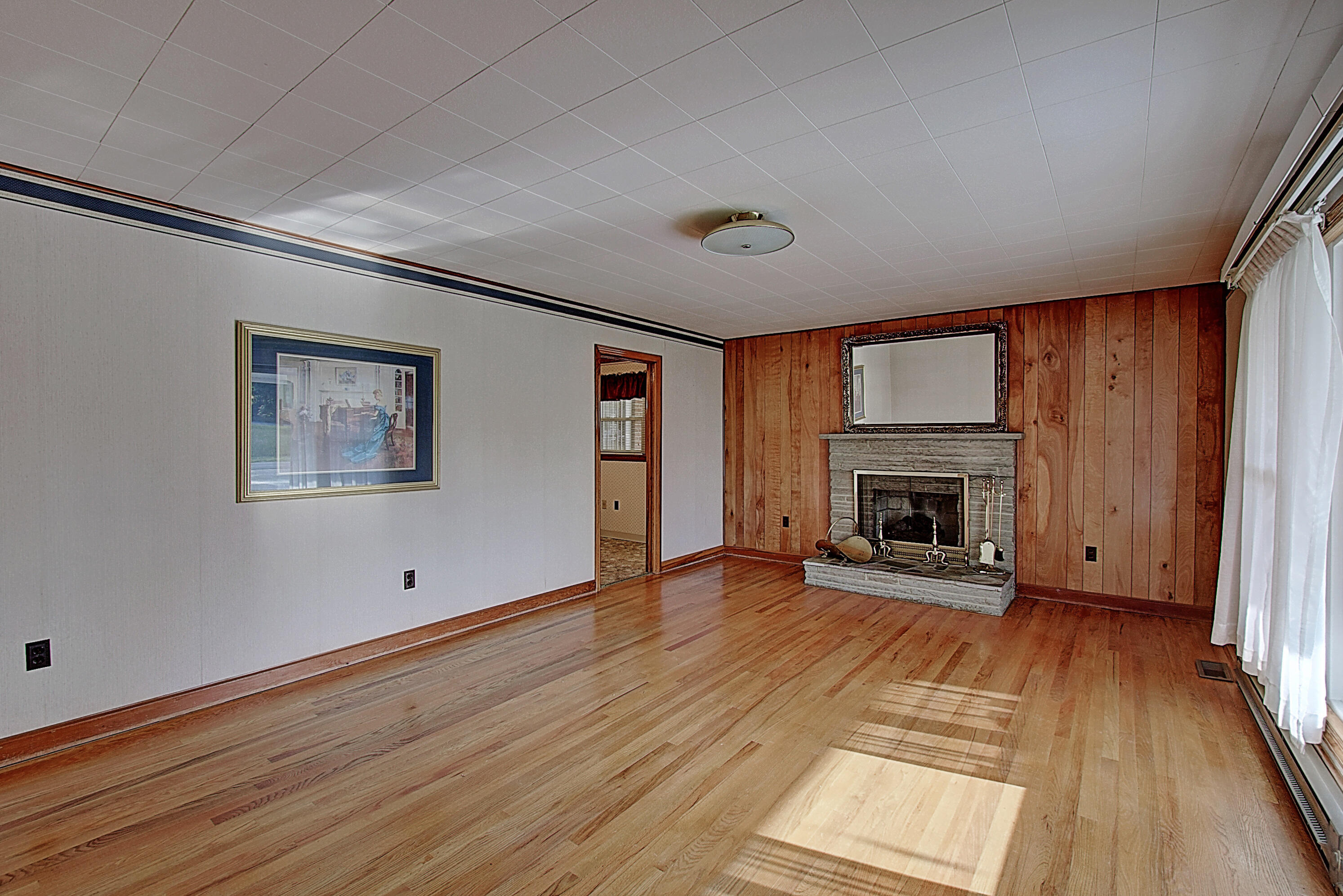 113 Bill Lowe Road Elizabethton, TN 37643 - Photo 6 of 40 DSC_0085And8more
