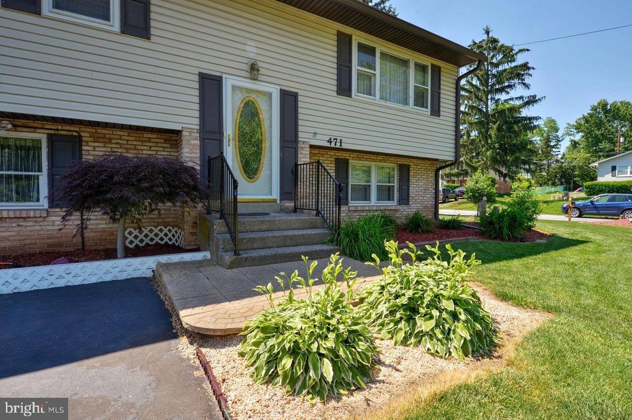 471 Pleasant View Road New Cumberland, PA 17070 - Photo 3 of 27