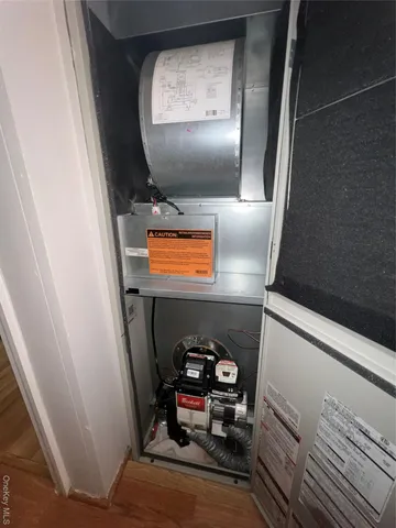 $90,000 | 412 Forest Park, Wallkill, NY 12589