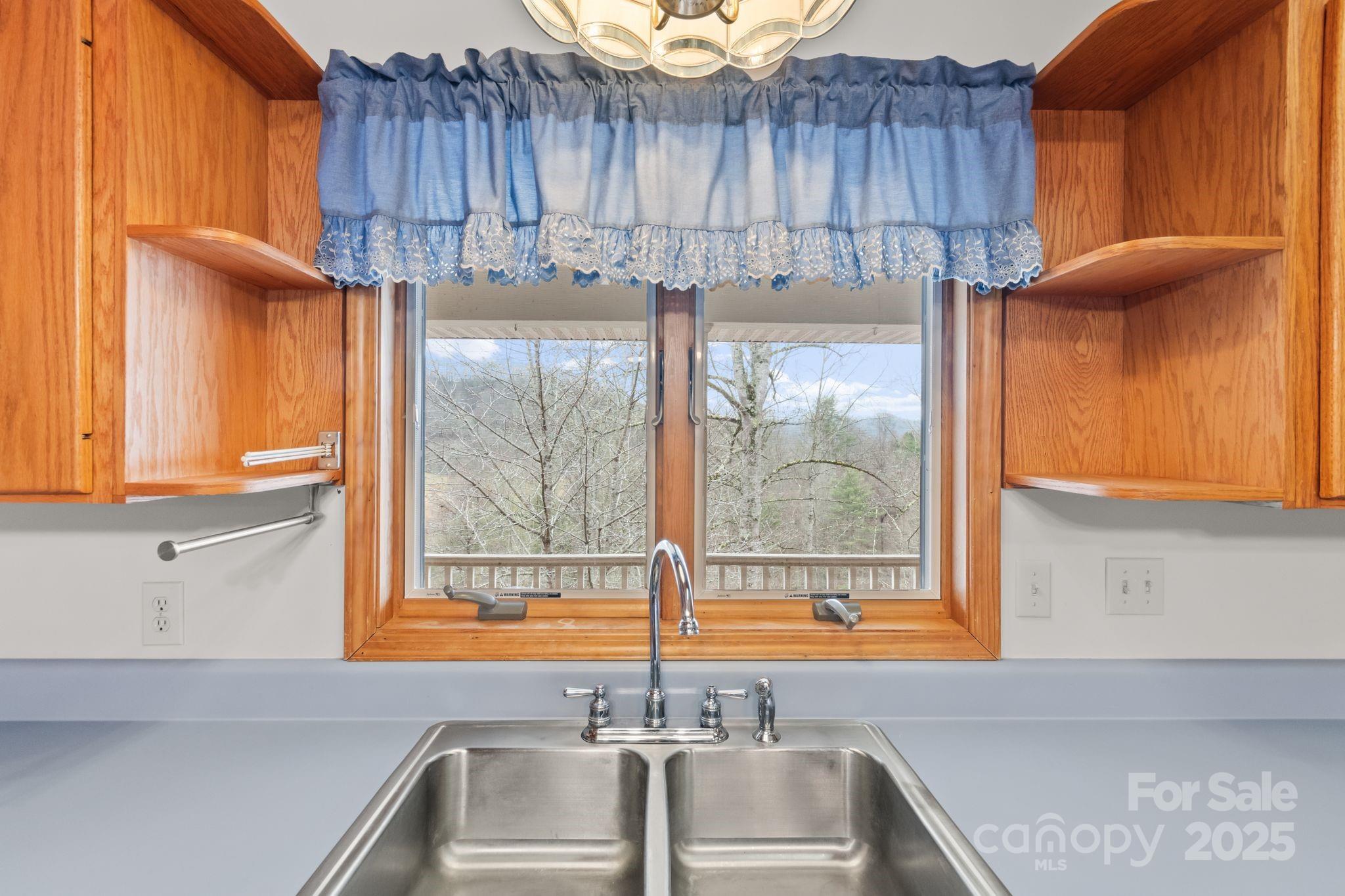 132 Mountain View Road Marshall, NC 28753 - Photo 14 of 45 Gallery Image 14