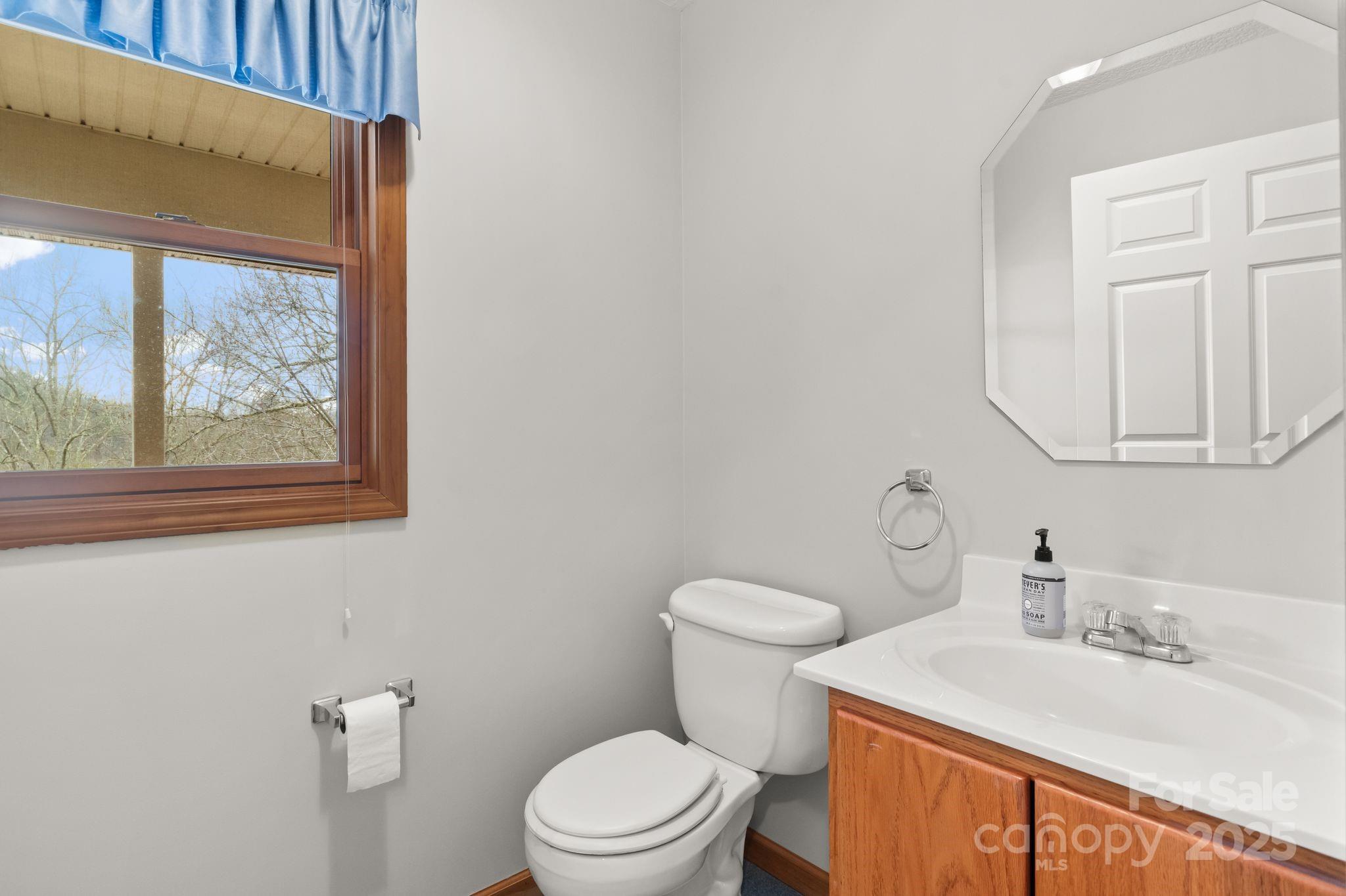 132 Mountain View Road Marshall, NC 28753 - Photo 15 of 45 Gallery Image 15