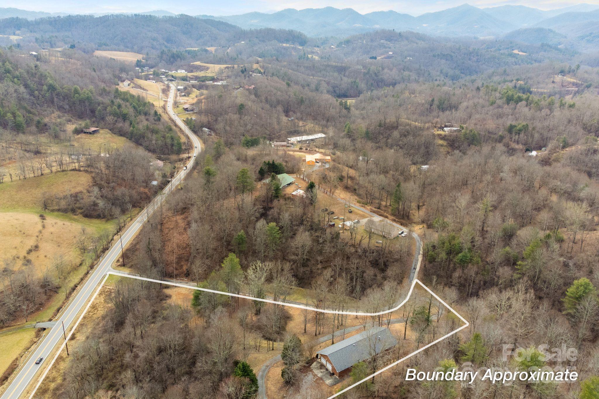 132 Mountain View Road Marshall, NC 28753 - Photo 2 of 45 Gallery Image 2