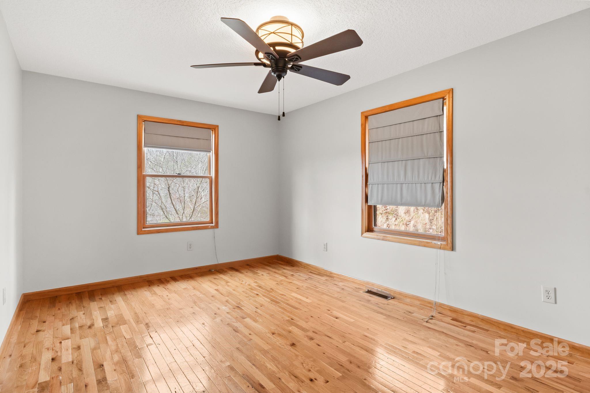 132 Mountain View Road Marshall, NC 28753 - Photo 23 of 45 Gallery Image 23