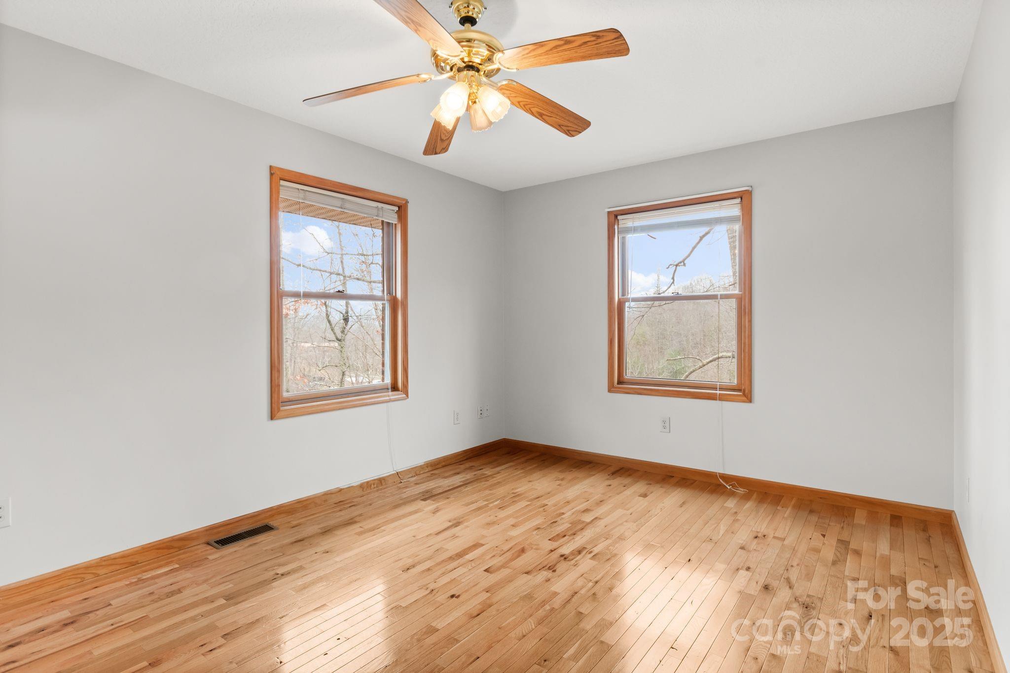 132 Mountain View Road Marshall, NC 28753 - Photo 26 of 45 Gallery Image 26
