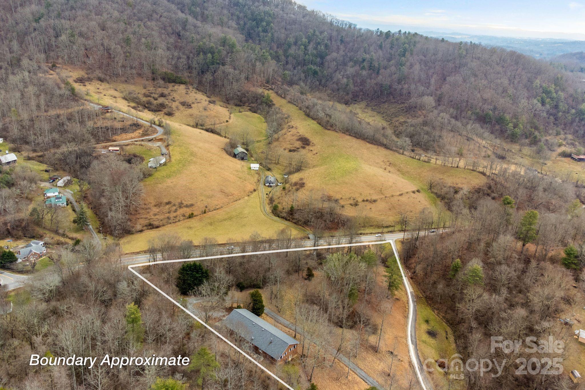 132 Mountain View Road Marshall, NC 28753 - Photo 43 of 45 Gallery Image 43