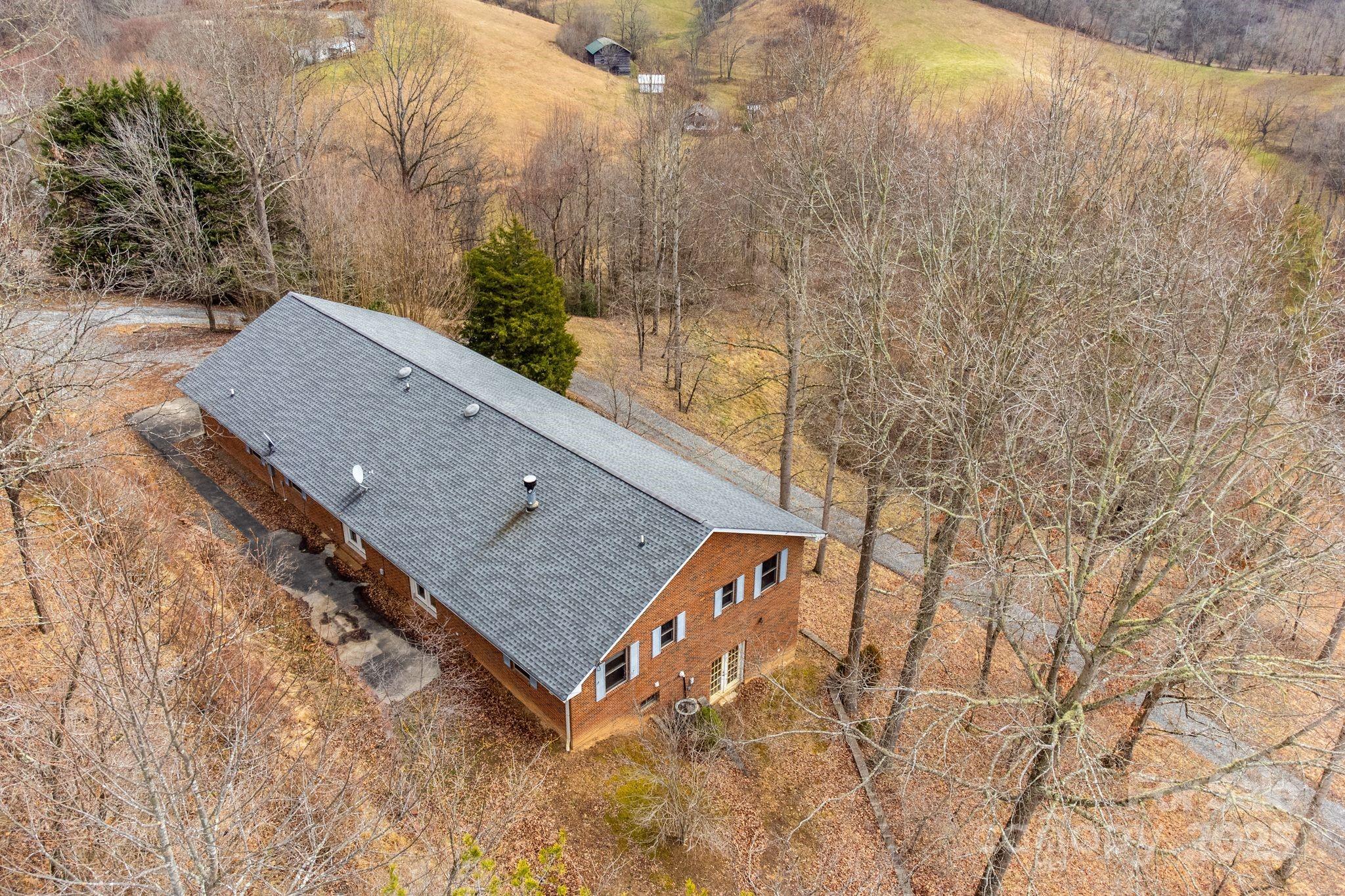 132 Mountain View Road Marshall, NC 28753 - Photo 44 of 45 Gallery Image 44