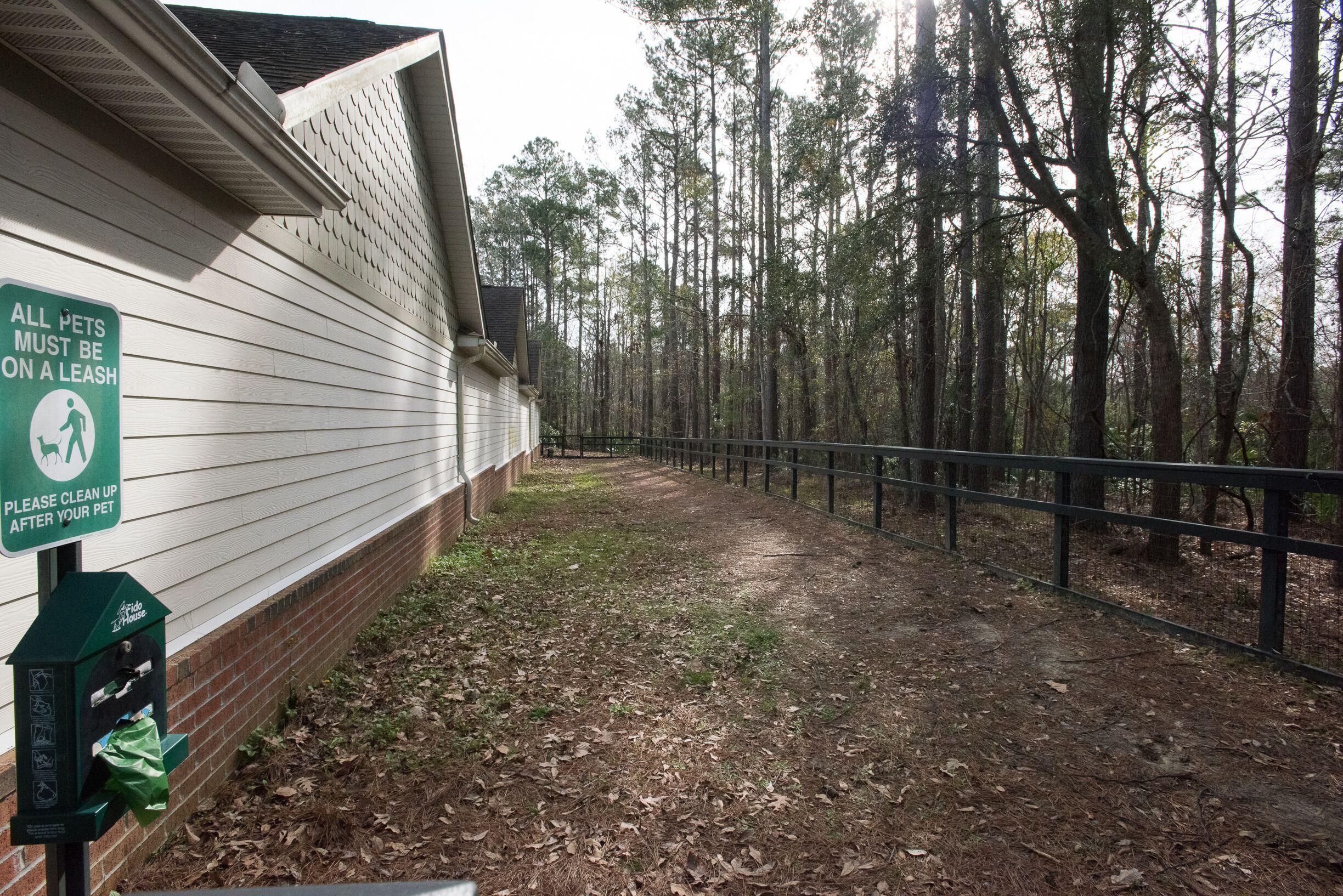 1123 Basildon Road Mount Pleasant, SC 29466 - Photo 45 of 49 J1Om-ltQ.jpeg