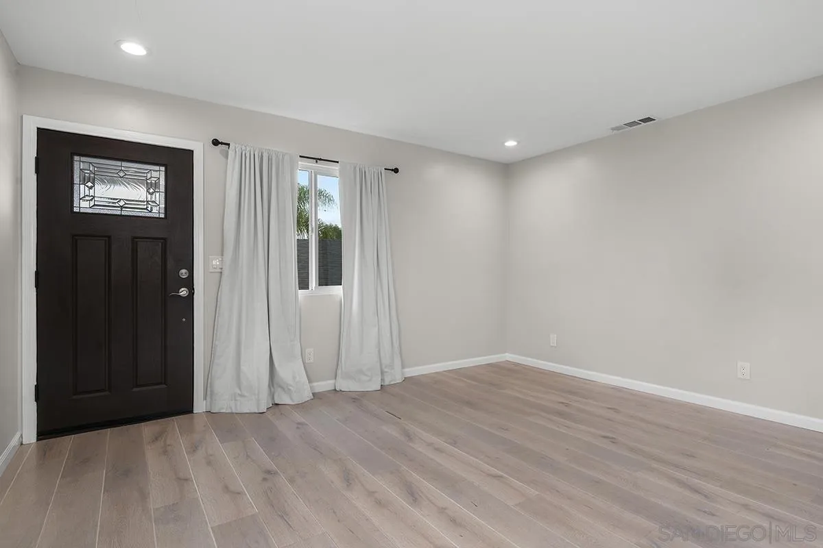 3539 Granada Avenue San Diego, CA 92104 - Photo 9 of 35 a view of empty room