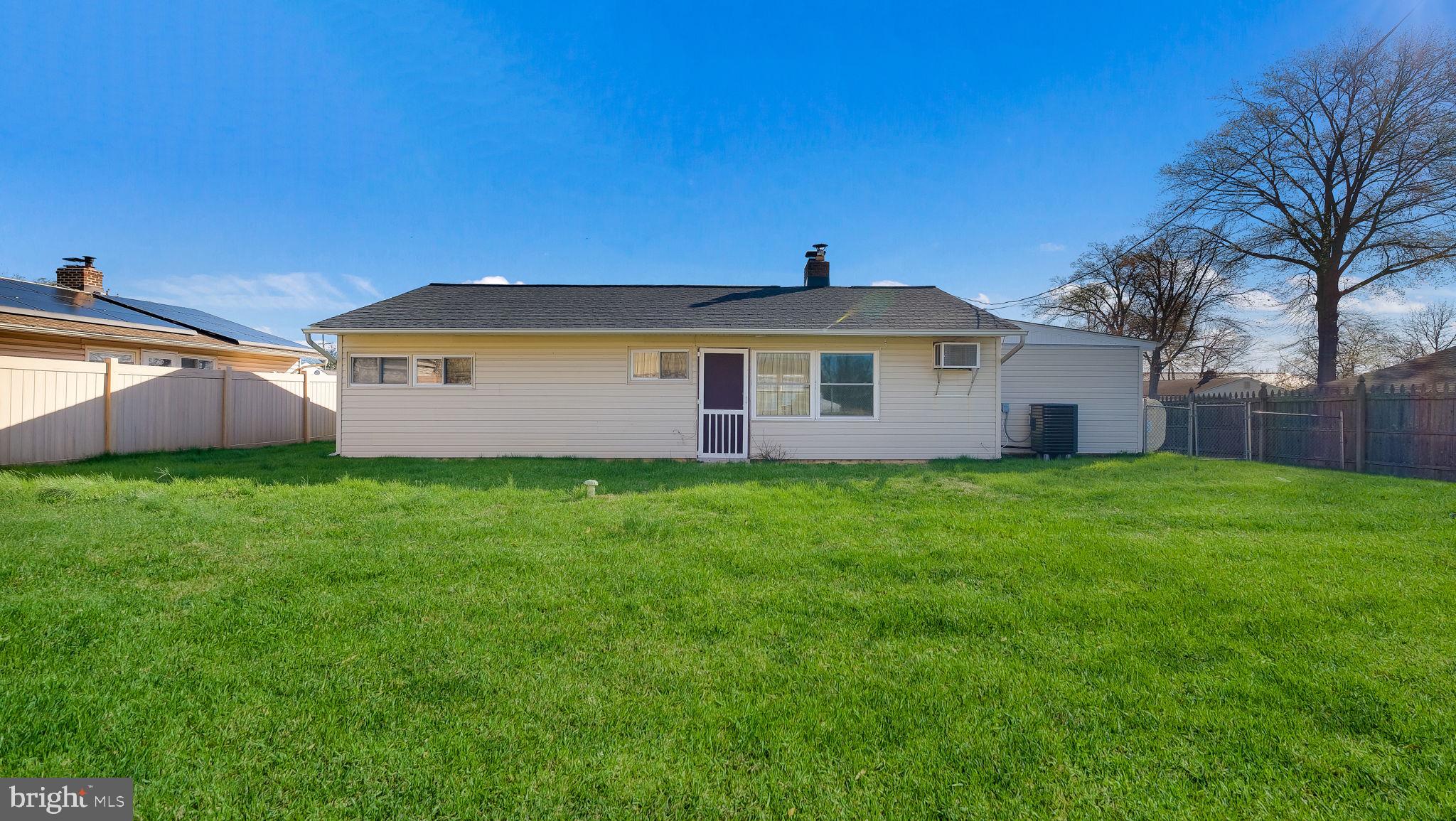 10 Blue Ridge Drive Levittown, PA 19057 - Photo 17 of 22