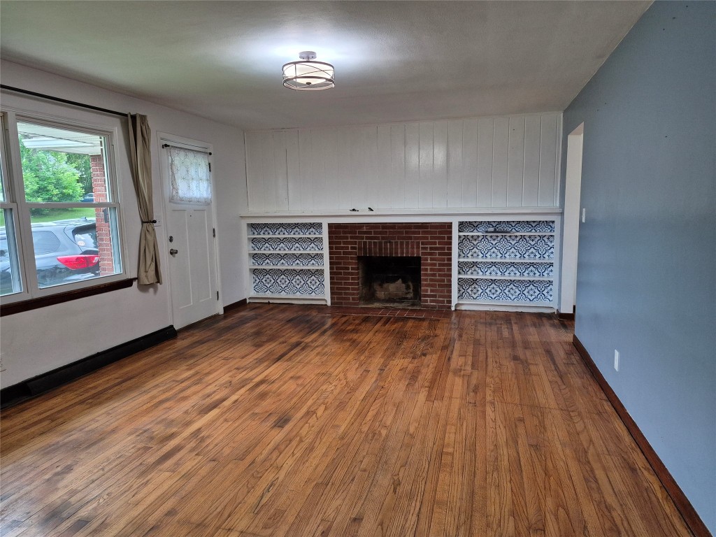 3624 Country Club Road Endicott, NY 13760 - Photo 5 of 21 Gallery Image 5