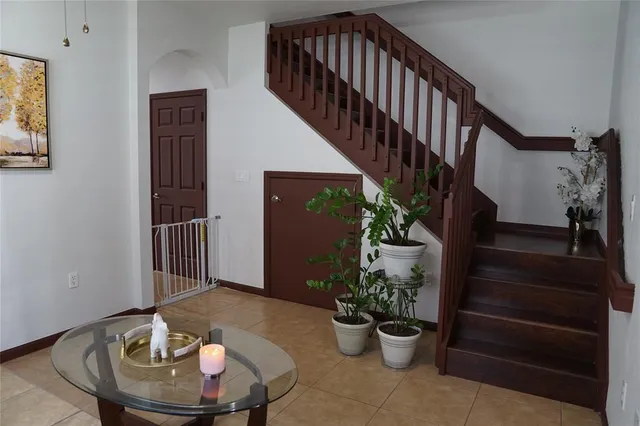 a view of entryway and hall