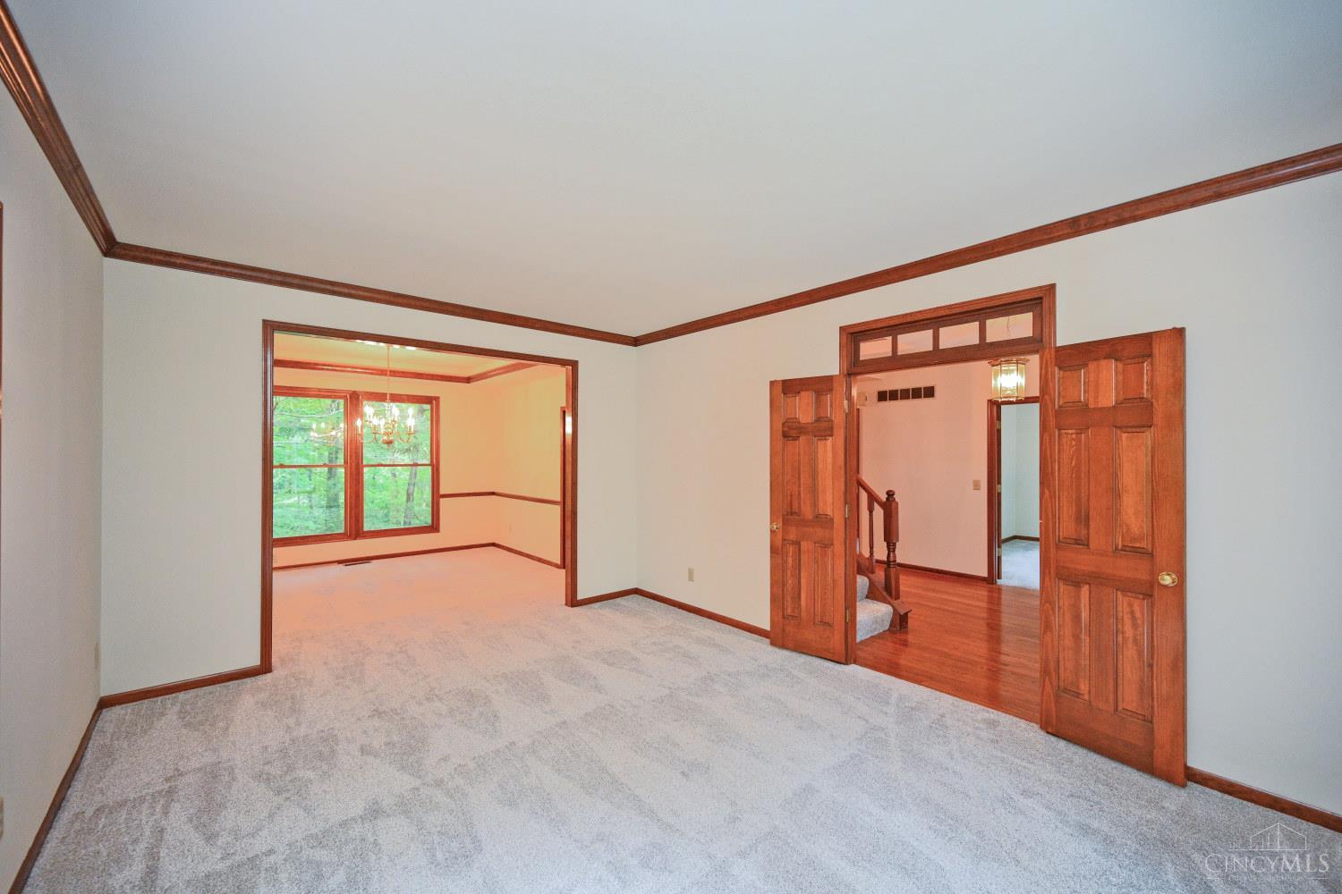 8650 Green Road Cincinnati, OH 45255 - Photo 6 of 57