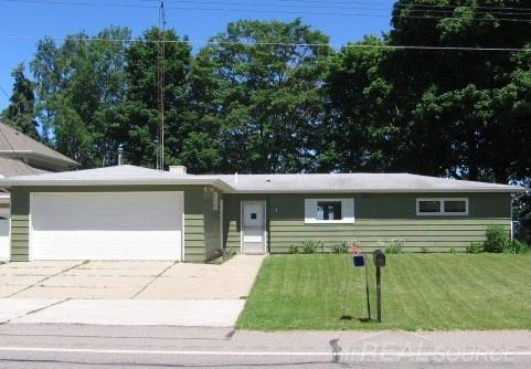 2869 Lakeshore Road Applegate, MI 48401 - Photo 3 of 37