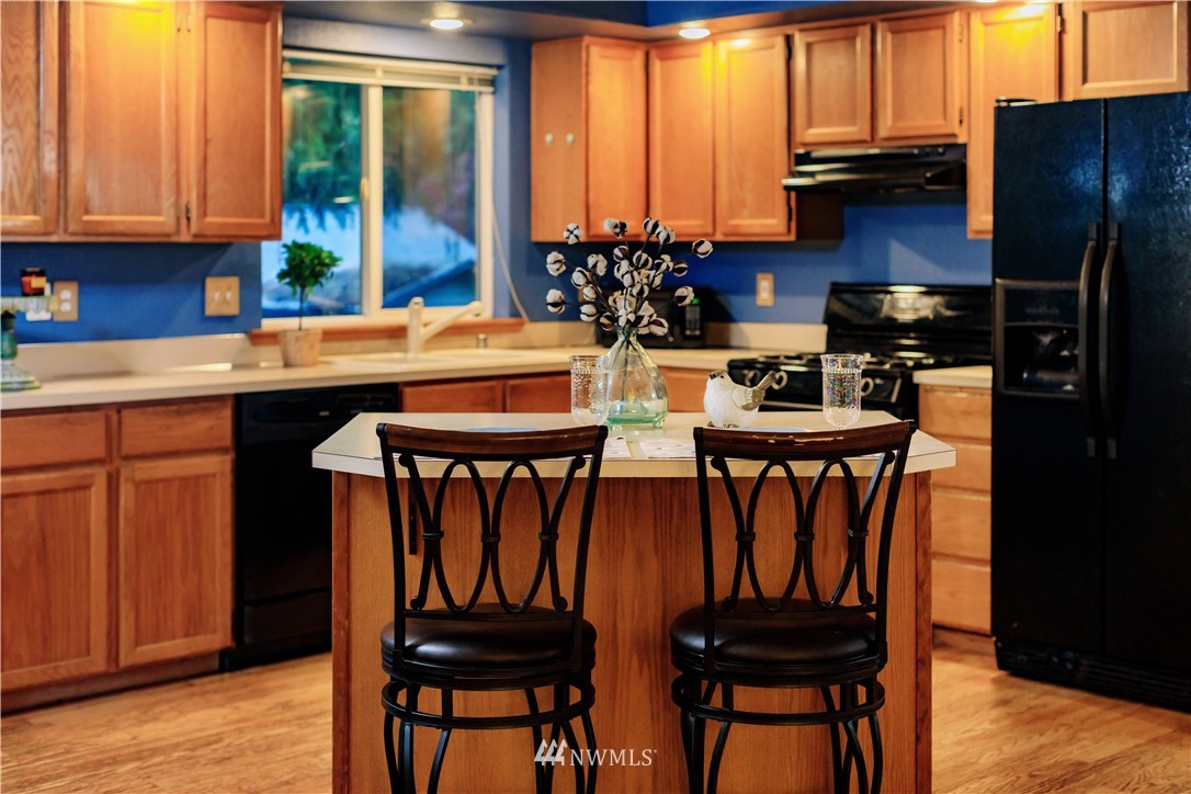 11606 Wicks Lake Road Southwest Port Orchard, WA 98367 - Photo 14 of 30 Gallery Image 14