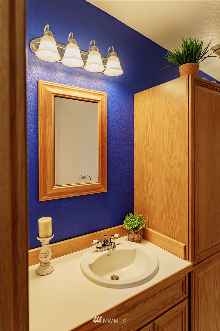 11606 Wicks Lake Road Southwest Port Orchard, WA 98367 - Photo 18 of 30 Gallery Image 18