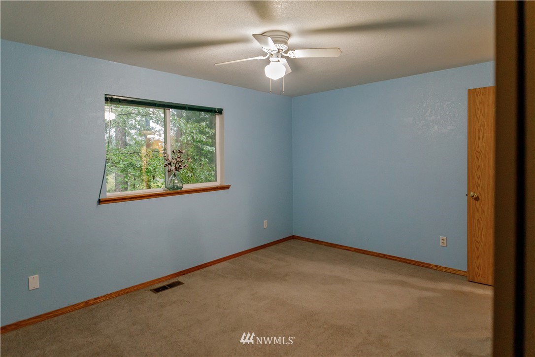 11606 Wicks Lake Road Southwest Port Orchard, WA 98367 - Photo 21 of 30 Gallery Image 21