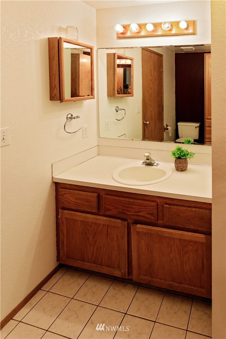 11606 Wicks Lake Road Southwest Port Orchard, WA 98367 - Photo 29 of 30 Gallery Image 29