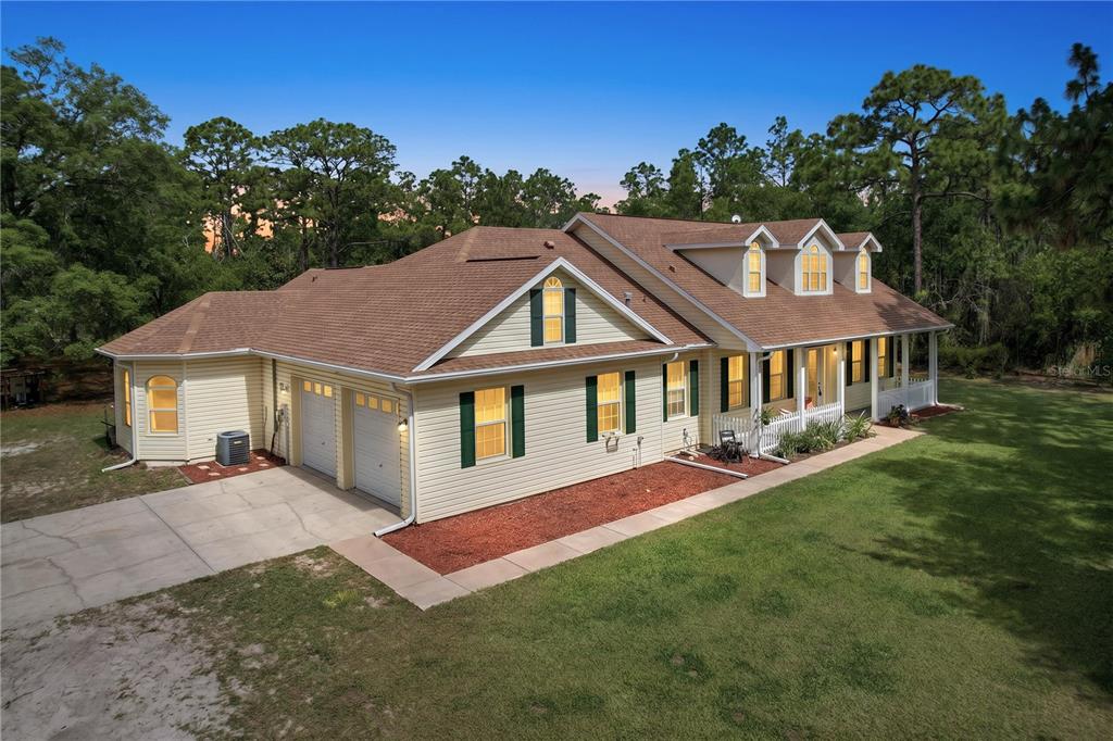 16475 Kids Avenue Weeki Wachee, FL 34614 - Photo 6 of 100