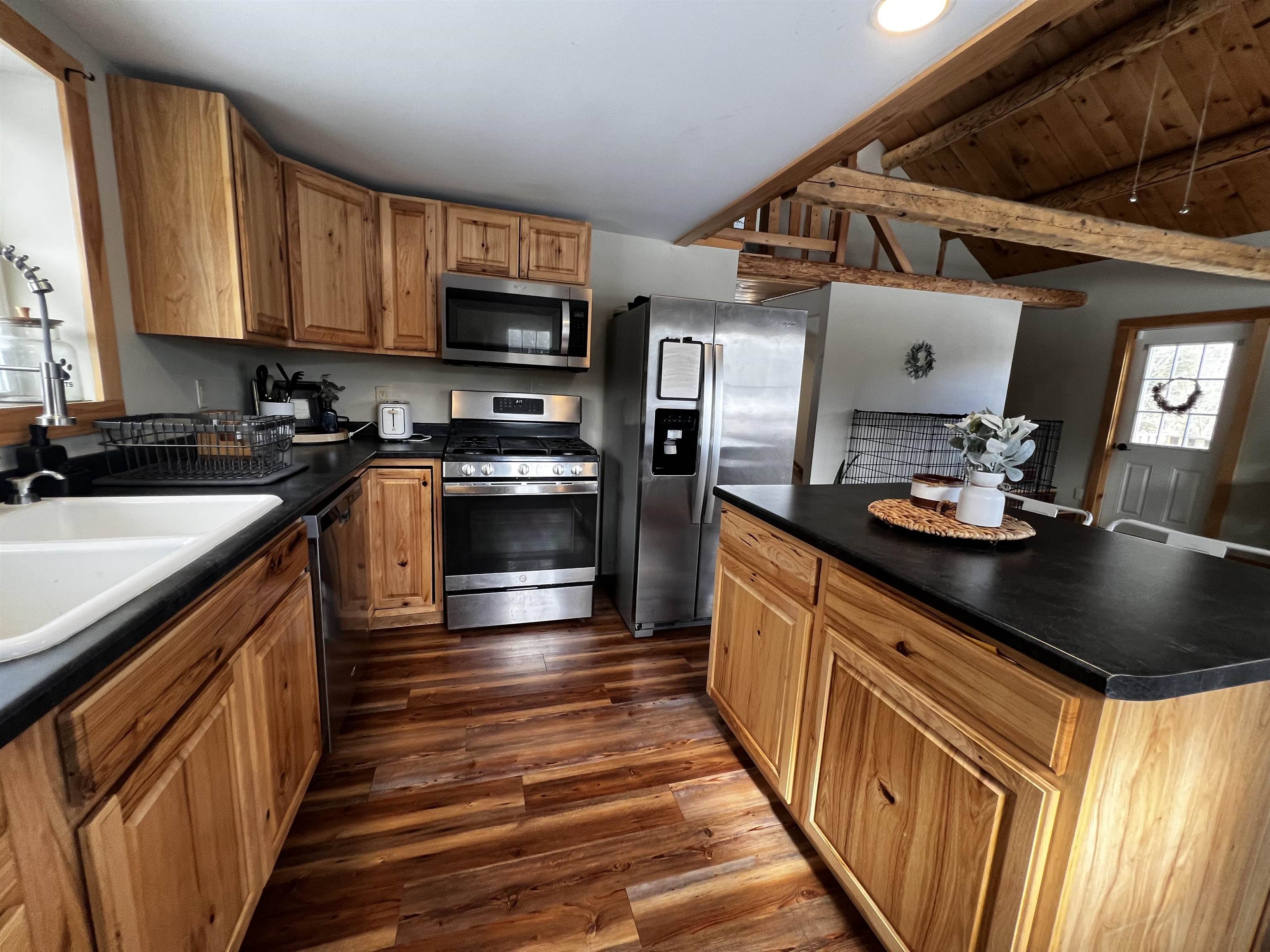 342 Creamery Road Ryegate, VT 05069 - Photo 4 of 39 Gallery Image 4