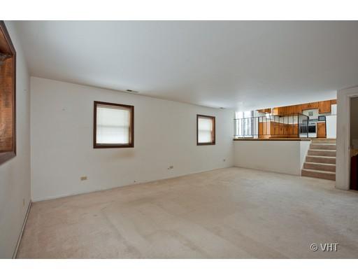 7801 Barclay Road Darien, IL 60561 - Photo 4 of 10