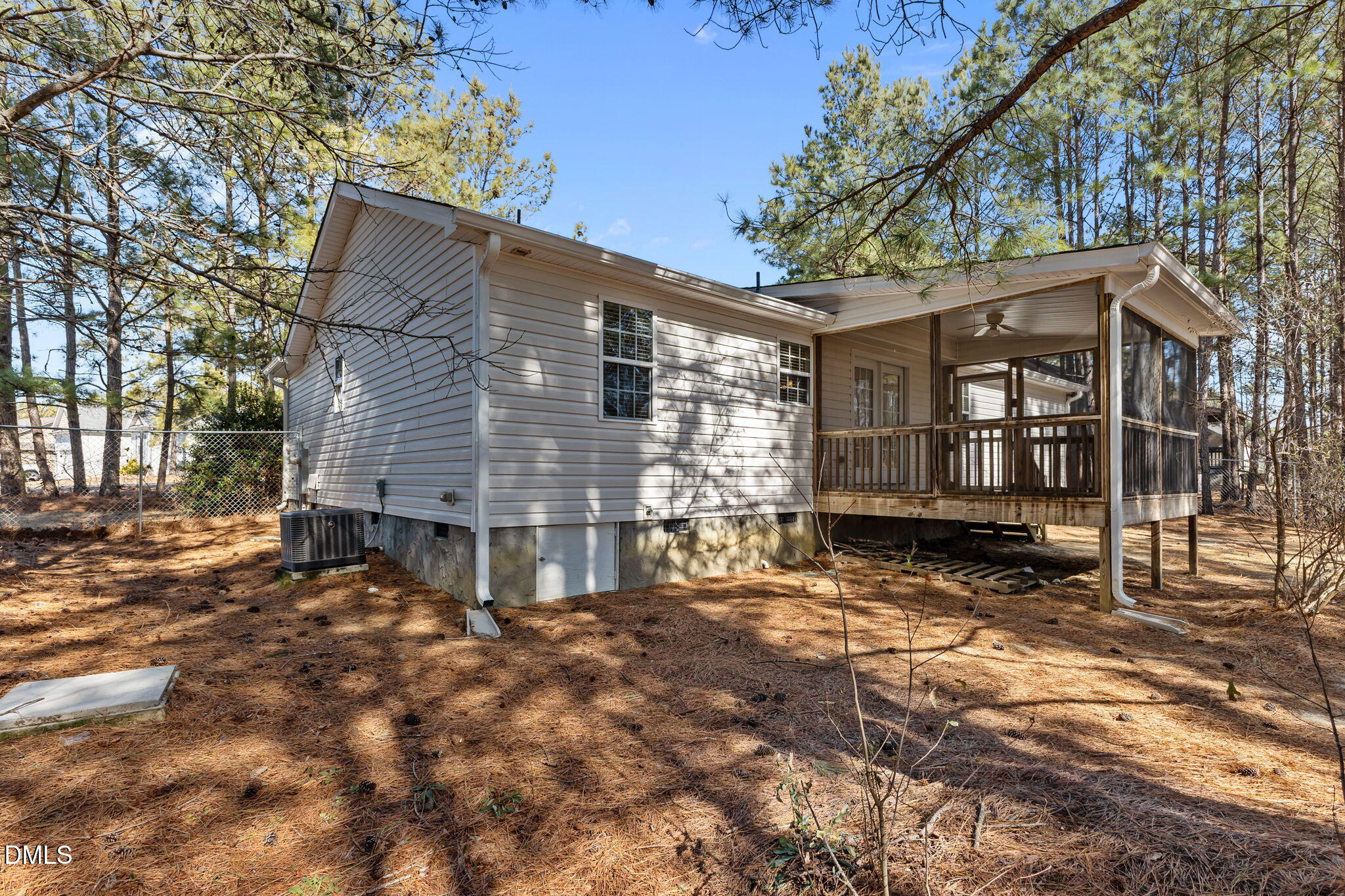 69 Andorra Place Angier, NC 27501 - Photo 29 of 38 32-web-or-mls-AZ3A7488