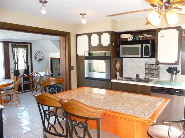 437 Massasoit Road Worcester, MA 01604 - Photo 12 of 30 Gallery Image 12
