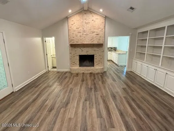 $314,900 | 432 Arundel Drive, Brandon, MS 39047