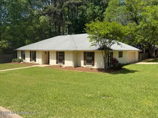 $314,900 | 432 Arundel Drive, Brandon, MS 39047
