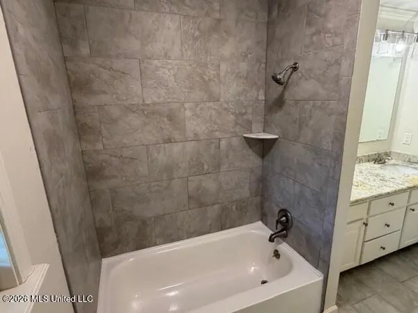 $314,900 | 432 Arundel Drive, Brandon, MS 39047