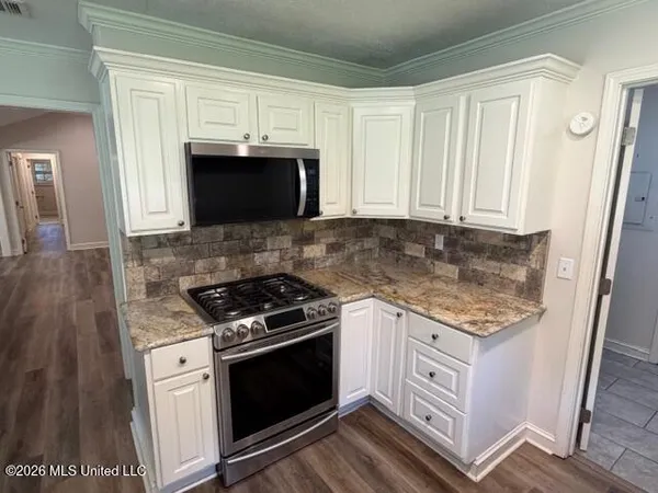 $314,900 | 432 Arundel Drive, Brandon, MS 39047