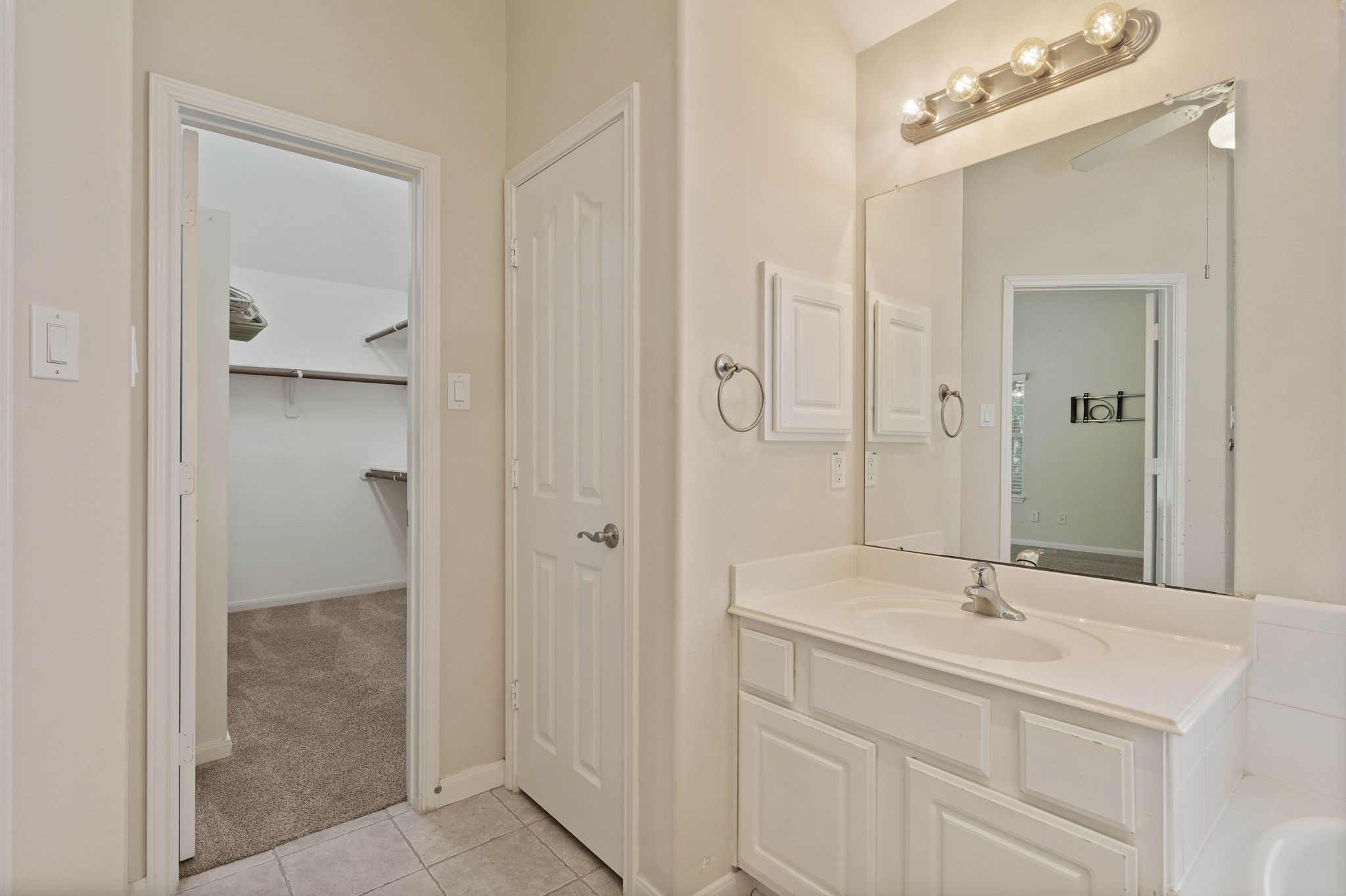 166 April Cove Montgomery, TX 77356 - Photo 28 of 37