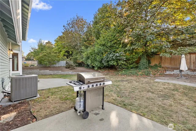 $980,000 | 9301 53rd Avenue South, Seattle, WA 98118