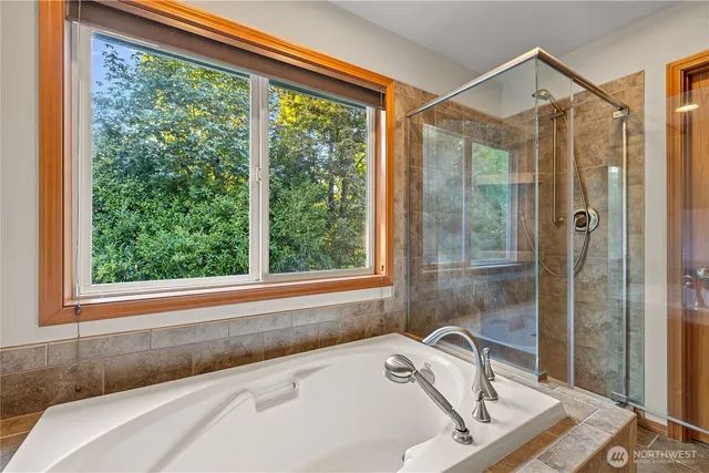 $980,000 | 9301 53rd Avenue South, Seattle, WA 98118