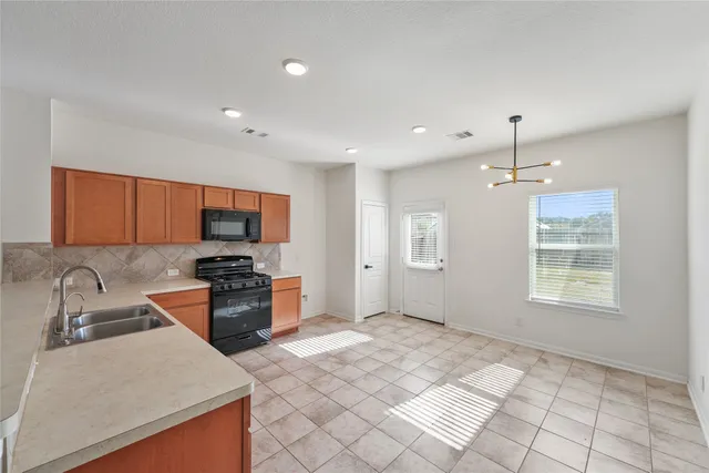 $2,600 | 5006 Fairwater Court, Richmond, TX 77469