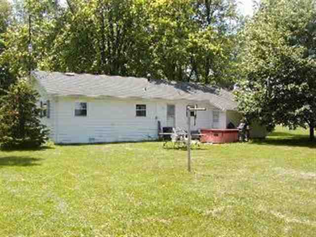 1748 Samaria Road Temperance, MI 48182 - Photo 3 of 7 462862-2.JPG
