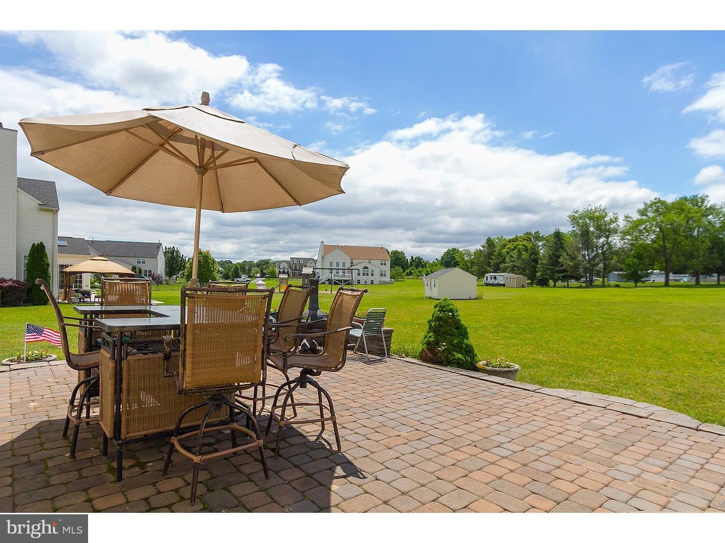 269 Jennings Way Mickleton, NJ 08056 - Photo 2 of 24